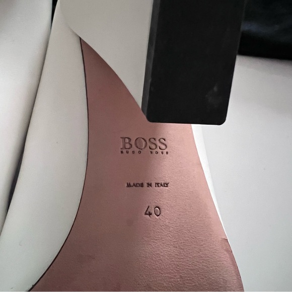 Hugo Boss Kristin Pointy P90-C White Heels - Picture 9 of 9